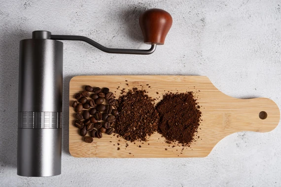 Coffee grind size comparison from coarse to fine for different brewing methods